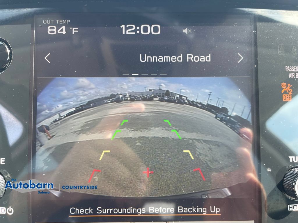 Used 2025 Subaru Outback Premium AWD/4WD image 18