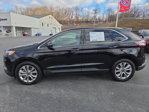 Used 2024 Ford Edge Titanium AWD/4WD image 6