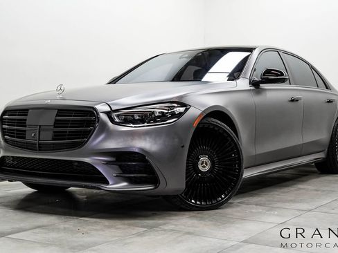Used 2021 Mercedes-Benz S 580 4MATIC Sedan image 1