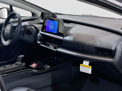 New 2027 Toyota Prius XLE FWD image 25