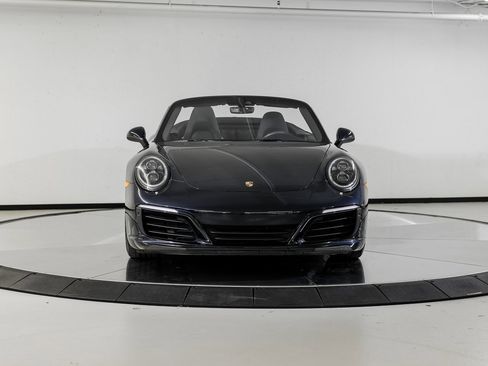 Used 2017 Porsche 911 Carrera 4 image 9
