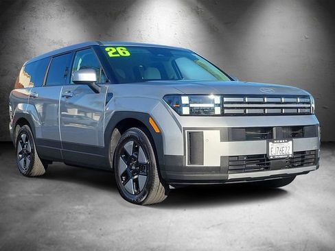 Certified 2026 Hyundai Santa Fe SE image 2