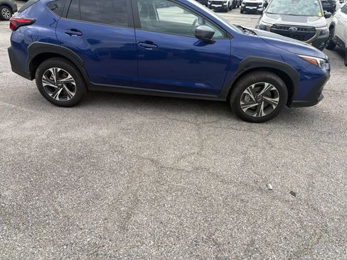 Used 2026 Subaru Crosstrek 2.5i Premium AWD/4WD image 2