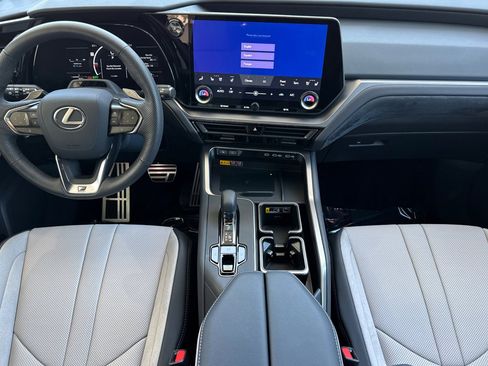 Certified 2025 Lexus TX 500h AWD w/ Technology Package image 17