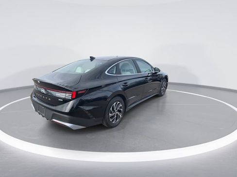 New 2026 Hyundai Sonata Blue FWD image 8