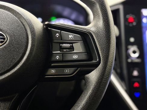 Used 2024 Subaru Crosstrek 2.0i Premium image 19