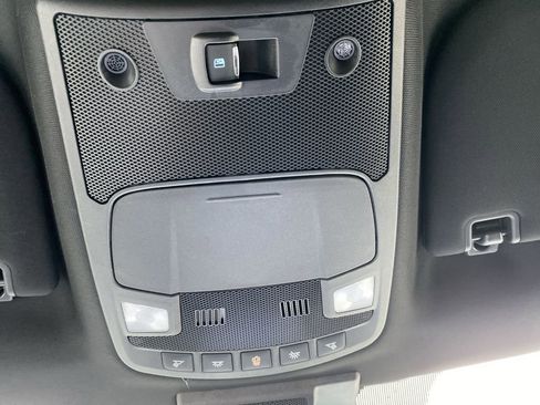 Certified 2022 Ford F350 Lariat w/ Tremor Off-Road Package image 34