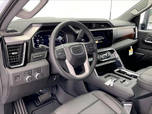New 2026 GMC Sierra 2500 Denali w/ Denali Reserve Package image 4