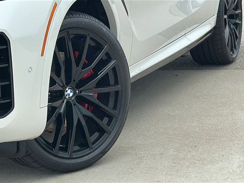 New 2027 BMW X6 xDrive40i AWD/4WD image 3