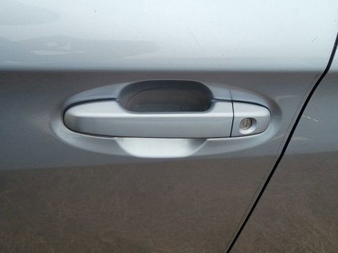 Used 2018 Subaru Impreza 2.0i image 9