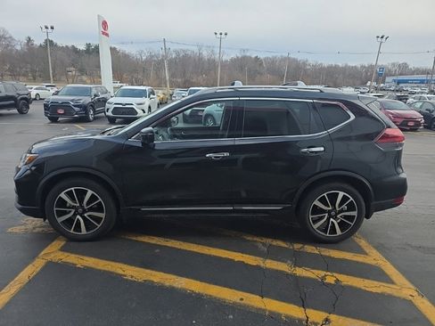 Used 2019 Nissan Rogue SL w/ Premium Package image 8