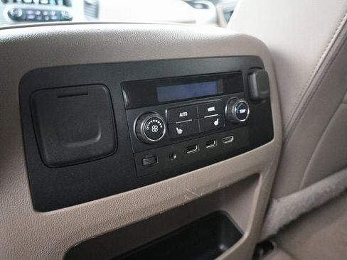 Used 2019 GMC Yukon SLT w/ Open Road Package image 30