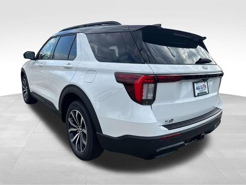 New 2026 Ford Explorer ST-Line image 7