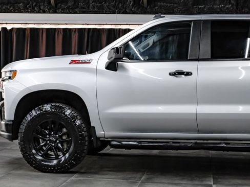 Used 2022 Chevrolet Silverado 1500 LT Trail Boss w/ Convenience Package II AWD/4WD image 16