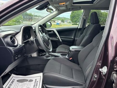 Used 2017 Toyota RAV4 XLE FWD image 22