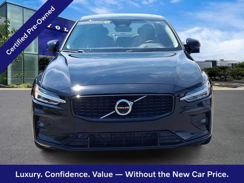 Certified 2025 Volvo S60 B5 Plus AWD/4WD image 2