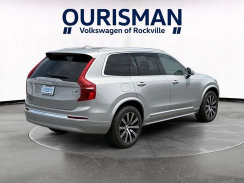 Used 2025 Volvo XC90 B5 Core AWD/4WD image 6