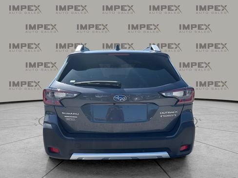 Used 2025 Subaru Outback Touring XT AWD/4WD image 4