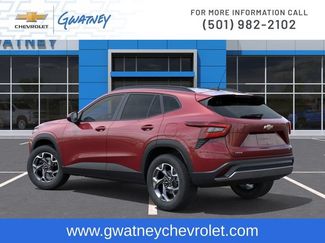 Used 2025 Chevrolet Trax LT FWD video 3