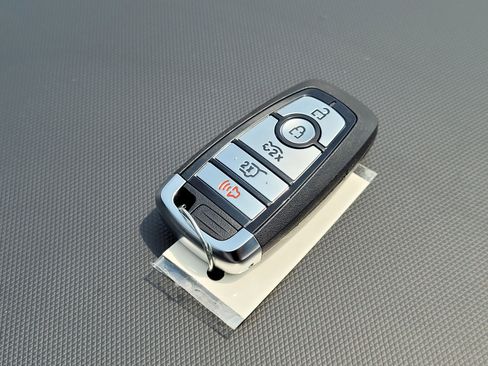 Used 2025 Ford Mustang Mach-E GT AWD/4WD image 11