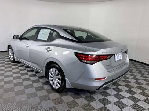 Used 2021 Nissan Sentra S image 6