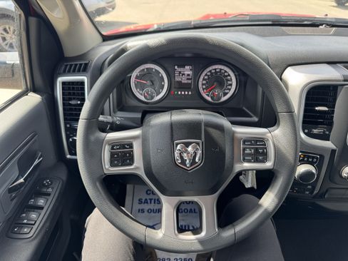 Used 2024 RAM 1500 Classic SLT AWD/4WD image 9