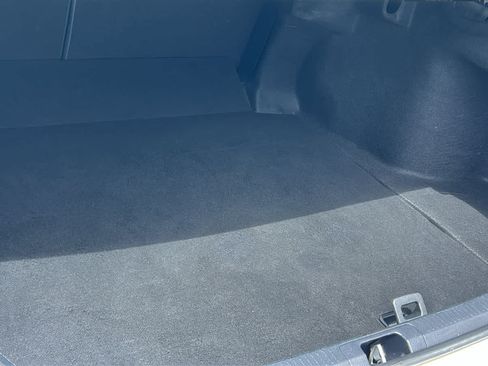 Used 2022 Toyota Camry SE FWD image 27