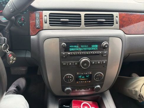 Used 2014 GMC Yukon SLT image 6