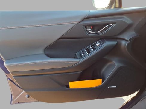 Certified 2025 Subaru Crosstrek 2.5i Limited w/ Crosstrek Mirror Package image 13