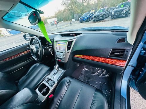 Used 2012 Subaru Outback 3.6R Limited image 24