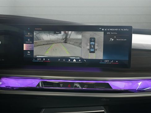 Used 2023 BMW 760i xDrive w/ Executive Package image 50