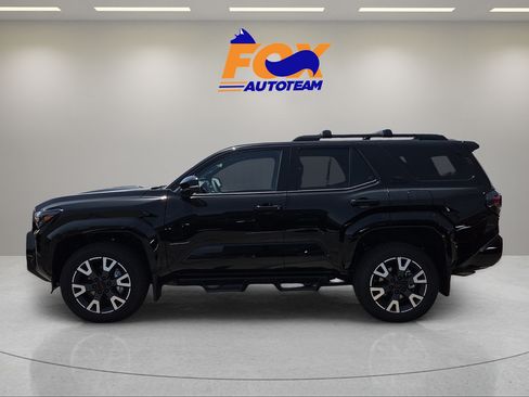 New 2026 Toyota 4Runner TRD Sport Premium AWD/4WD image 2