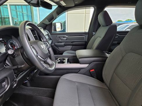 Used 2022 RAM 1500 Big Horn AWD/4WD image 9