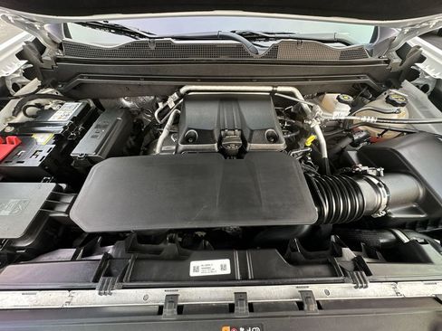 Used 2025 Chevrolet Colorado Trail Boss image 24