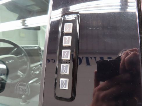 Used 2024 Ford F250 Lariat w/ Lariat Ultimate Package image 60