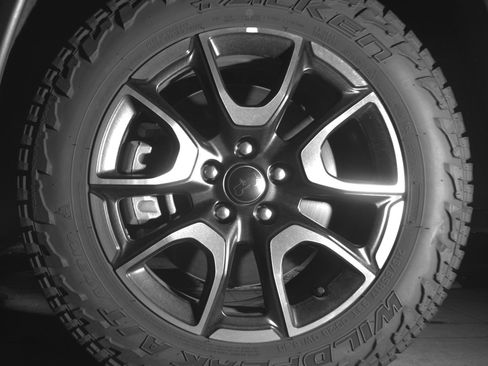 Used 2025 Jeep Compass Trailhawk AWD/4WD image 12