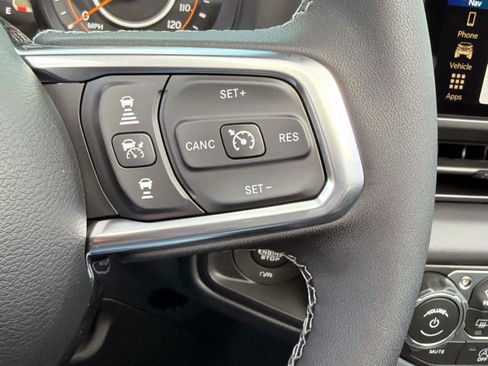 New 2026 Jeep Wrangler Unlimited Sahara AWD/4WD image 13