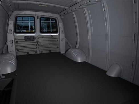 New 2026 GMC Savana 2500 RWD image 17
