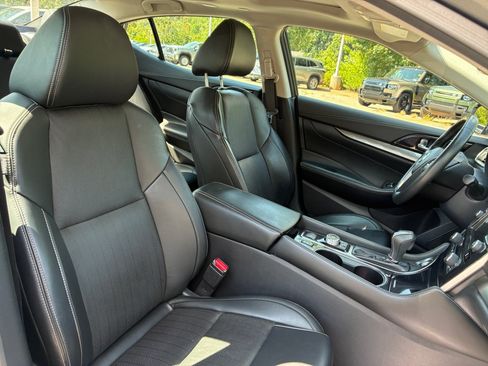 Used 2020 Nissan Maxima 3.5 SL FWD image 31