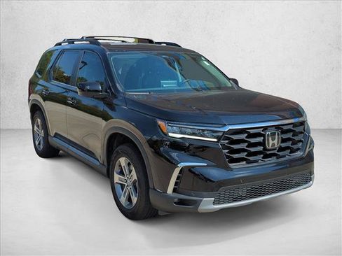 Used 2024 Honda Pilot EX-L image 3