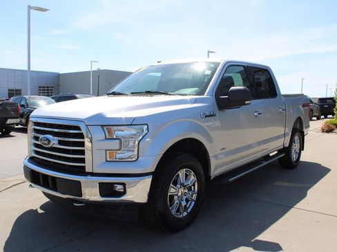 Used 2017 Ford F150 XLT w/ Equipment Group 301A Mid image 3