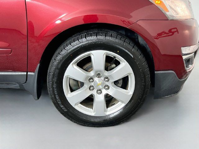Used 2017 Chevrolet Traverse LT w/ Style and Technology Package FWD image 36