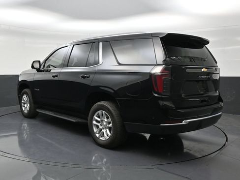 Used 2025 Chevrolet Tahoe LS RWD image 3