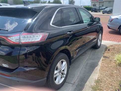 Used 2018 Ford Edge SEL AWD/4WD image 6