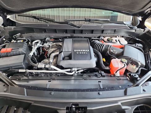 New 2026 Chevrolet Suburban Premier w/ Sun And Tow Package image 43