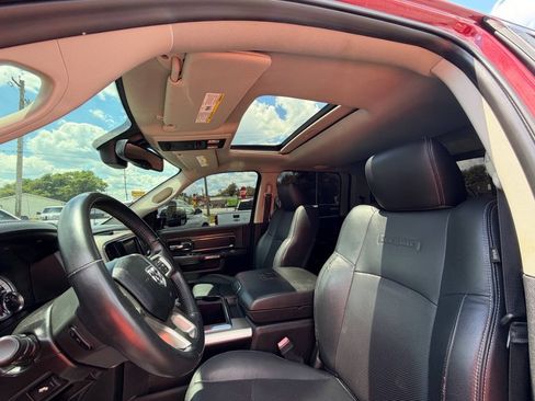 Used 2015 RAM 1500 Laramie AWD/4WD image 15
