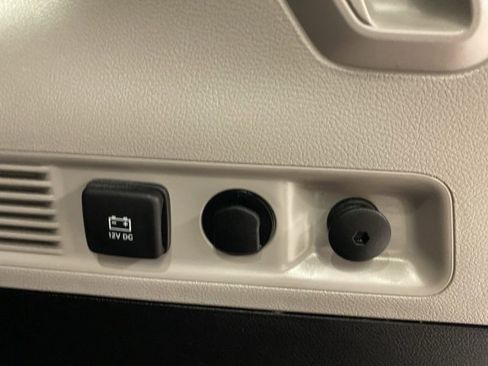 Used 2024 Jeep Wagoneer Series II image 9