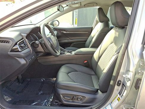 Certified 2023 Toyota Camry SE image 14