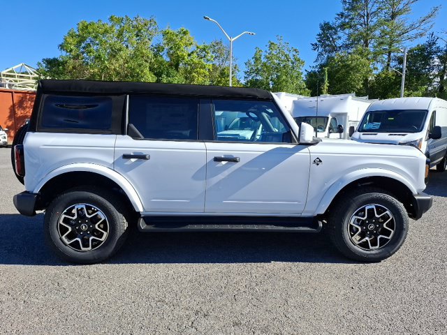 New 2026 Ford Bronco Outer Banks AWD/4WD image 2