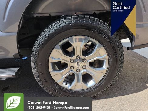 Certified 2022 Ford F150 Platinum w/ FX4 Off-Road Package AWD/4WD image 33